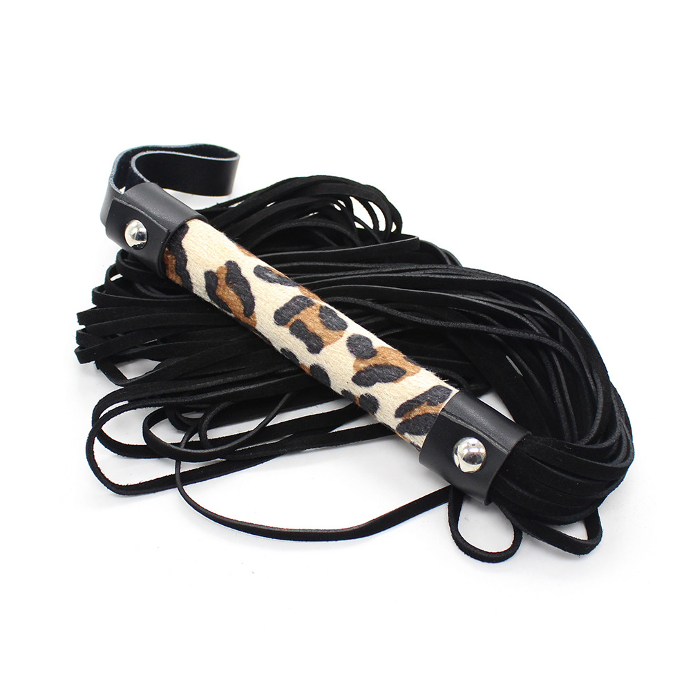 Leopard whip